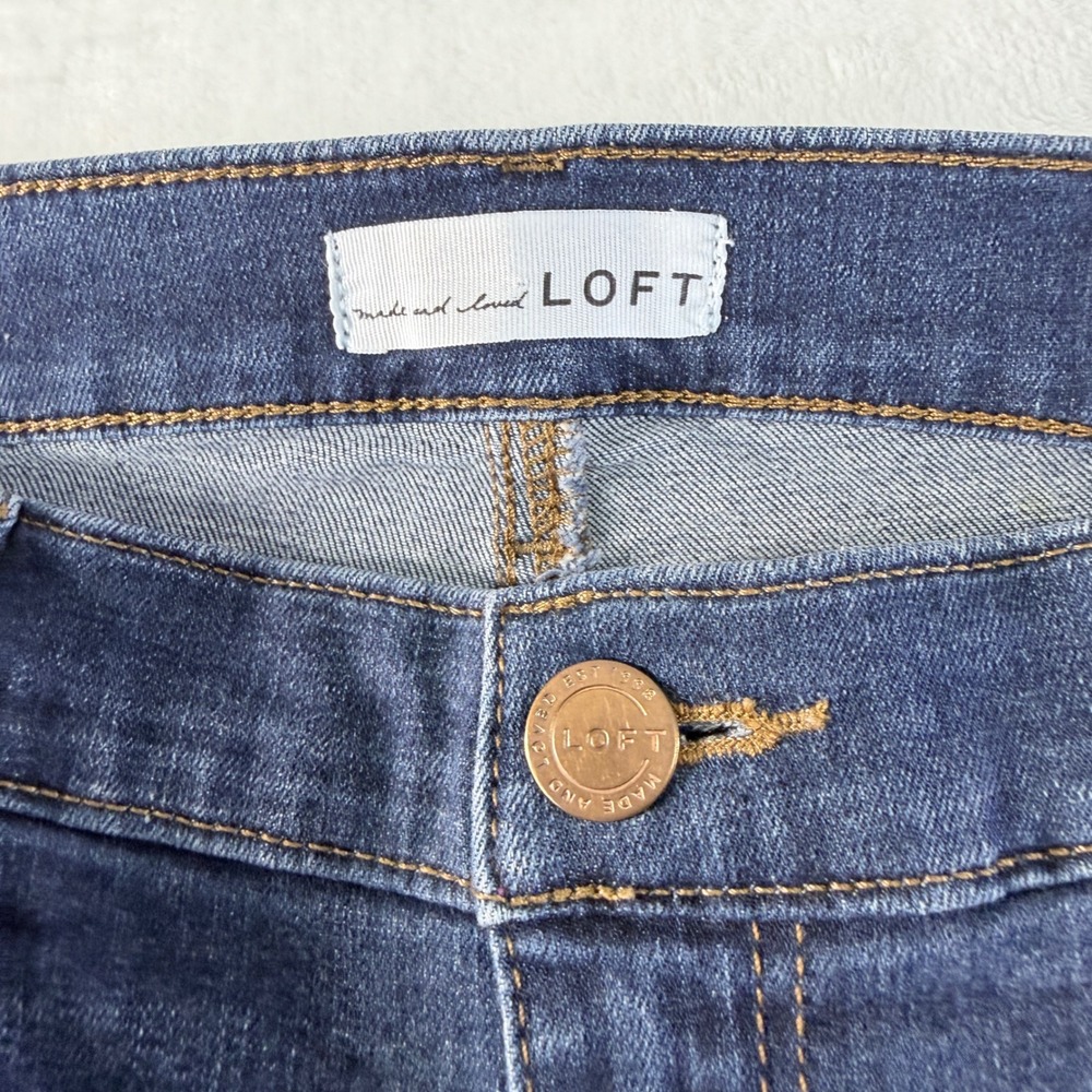 LOFT Modern Skinny Jeans Blue Dark Wash Distressed Denim 30/10 Petite - Picture 3 of 11